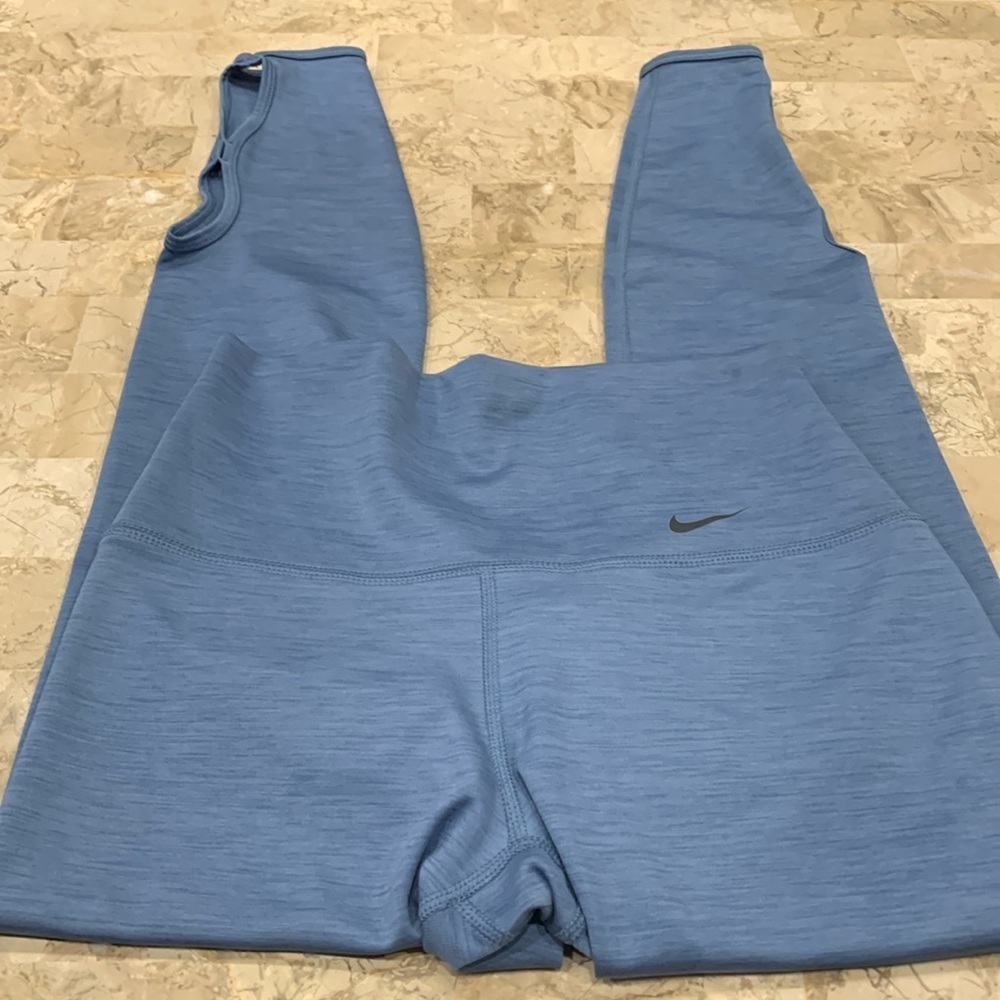 ❤️ Nike Cut Out Leggings